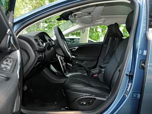 �ֶ���V40 2014�� 2.0T ���Ű�