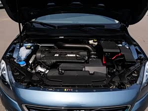 �ֶ���V40 2014�� 2.0T ���Ű�