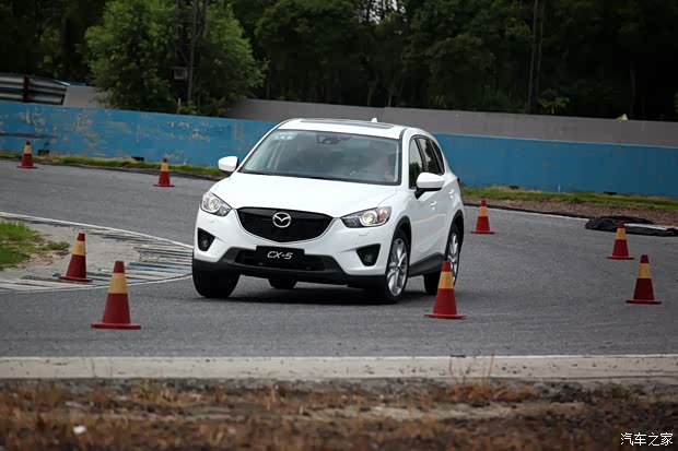 马自达马自达(进口)ATENZA(进口)2013款 2.0L 标准型