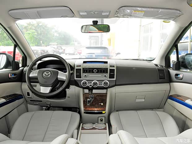 一汽马自达 马自达8 2013款 2.5L 尊贵版