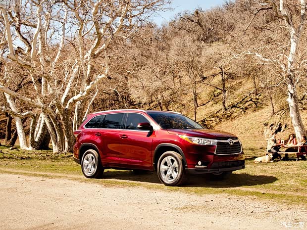 豐田豐田(進(jìn)口)漢蘭達(dá)(進(jìn)口)2014款 基本型 豐田豐田(進(jìn)口)漢蘭達(dá)(進(jìn)口)2014款 基本型