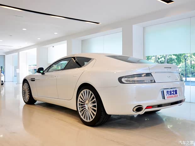 阿斯顿·马丁阿斯顿·马丁Rapide2013款 6.0L S
