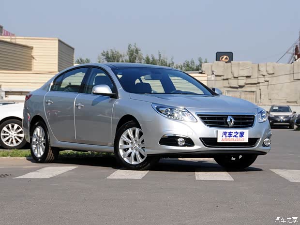 雷諾 緯度 2013款 改款 2.0L 豪華版 雷諾 緯度 2013款 改款 2.0L 豪華版