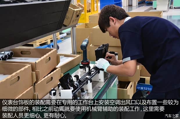 奔驰北京奔驰奔驰E级2014款 E300L 奔驰北京奔驰奔驰E级2014款 E300L