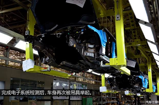 奔驰北京奔驰奔驰E级2014款 E300L 奔驰北京奔驰奔驰E级2014款 E300L