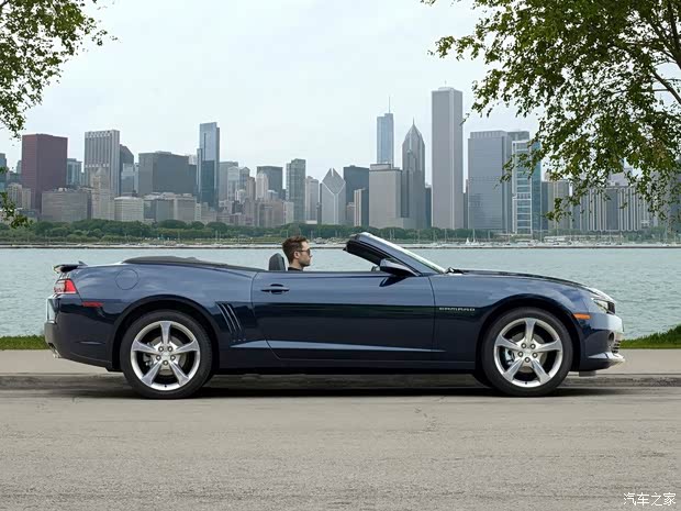 雪佛蘭雪佛蘭(進口)科邁羅Camaro2014款 Convertible 雪佛蘭雪佛蘭(進口)科邁羅Camaro2014款 Convertible