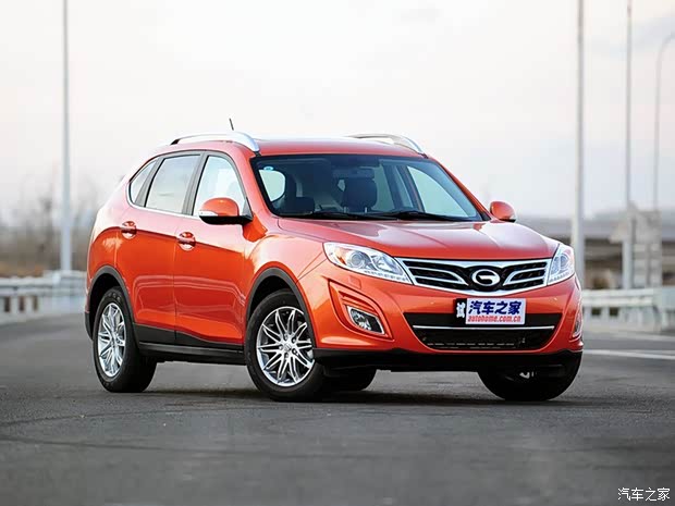 广汽传祺广汽乘用车传祺GS52013款 1.8T 自动四驱五周年纪念版 广汽传祺广汽乘用车传祺GS52013款 1.8T 自动四驱五周年纪念版