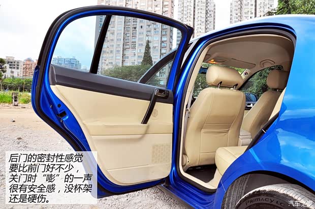 大众上海大众POLO2004款 三厢 1.4L 自动豪华型 大众上海大众POLO2004款 三厢 1.4L 自动豪华型