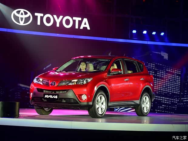 丰田一汽丰田丰田RAV42013款 2.5L 自动四驱尊贵版 丰田一汽丰田丰田RAV42013款 2.5L 自动四驱尊贵版