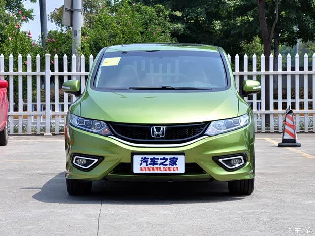 本田东风本田杰德2013款 1.8L CVT豪华版 6座 本田东风本田杰德2013款 1.8L CVT豪华版 6座