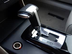 奔腾B50 2013款 1.8L AT尊贵型