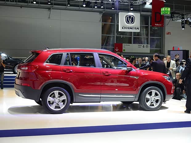 长安长安汽车长安CS752013款 基本型