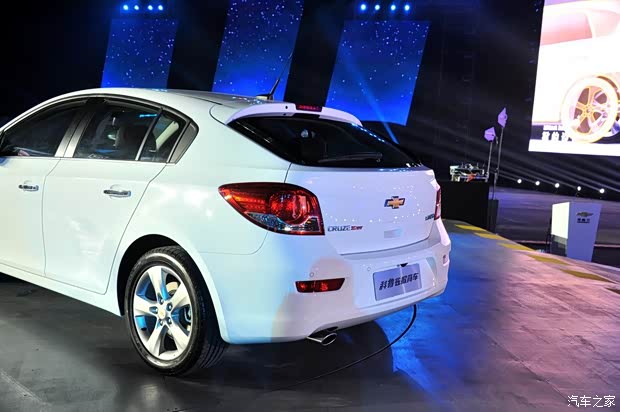 雪佛兰通用雪佛兰科鲁兹2013款 掀背 1.6T 自动旗舰型