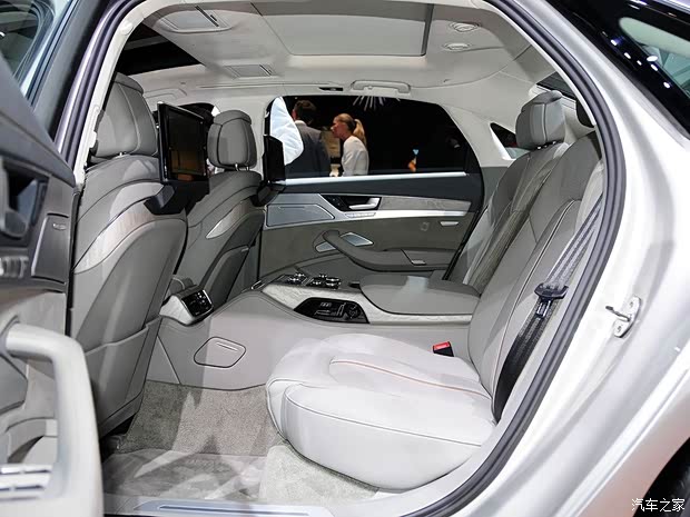 奧迪奧迪(進口)奧迪A82014款 A8L 4.0T quattro