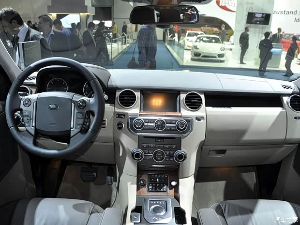 路虎路虎第四代發(fā)現(xiàn)2014款 基本型