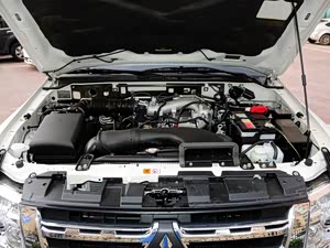 帕杰罗(进口)2014款 3.0L 精英版