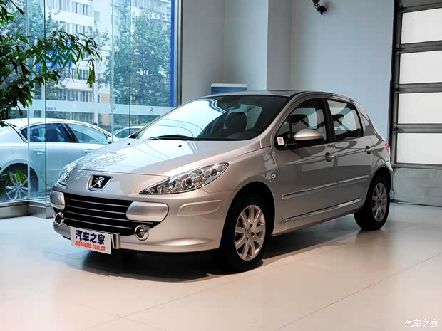 ����307 2013�� ���� 1.6L �ֶ����ʰ�
