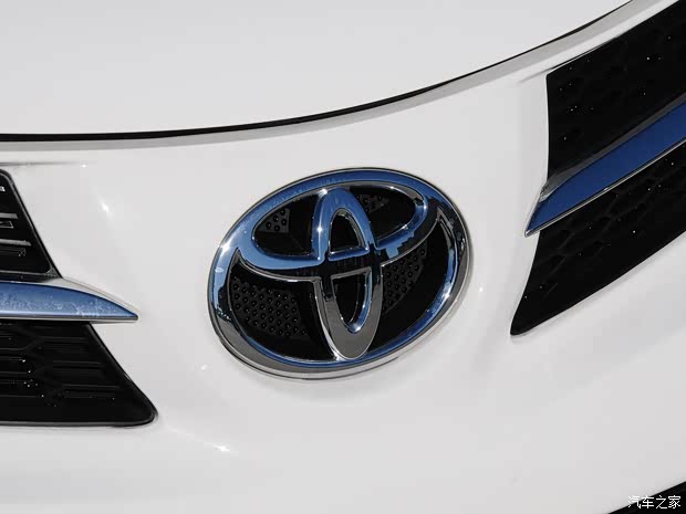 丰田一汽丰田丰田RAV42013款 2.5L 自动四驱精英版