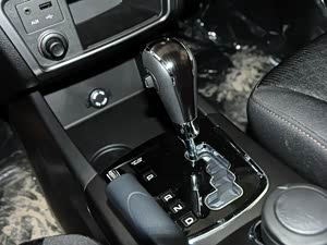 柯兰多2014款 2.0L 汽油两驱自动精英导航版