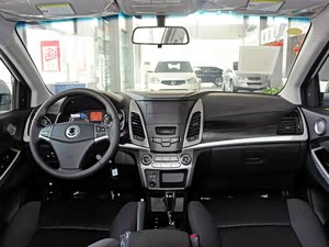 柯兰多2014款 2.0L 汽油两驱自动精英导航版