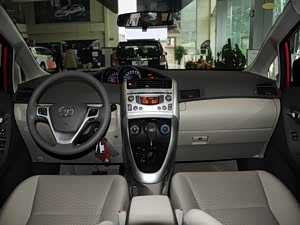 2014 ҫ 180E CVTӢ