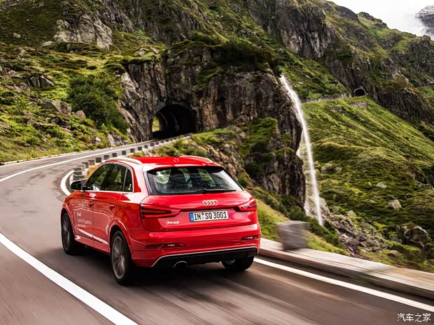 奥迪奥迪RS奥迪RS Q32014款 基本型