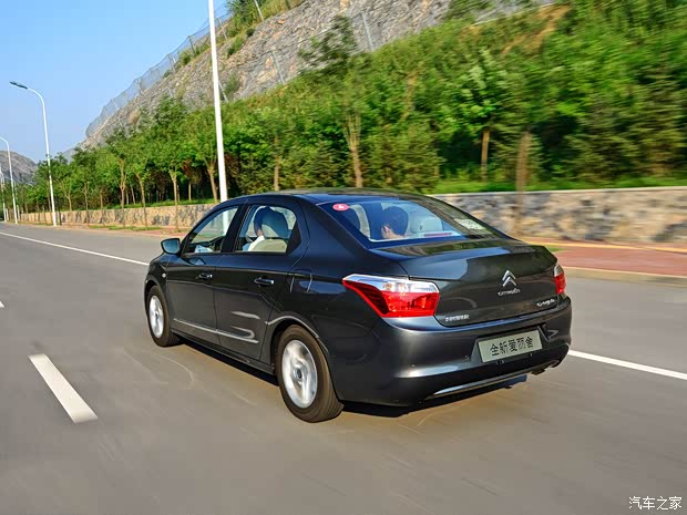 东风雪铁龙 爱丽舍 2014款 1.6L 手动舒适型