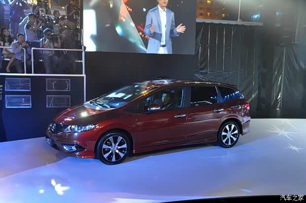 本田东风本田杰德2013款 1.8L CVT豪华版 6座