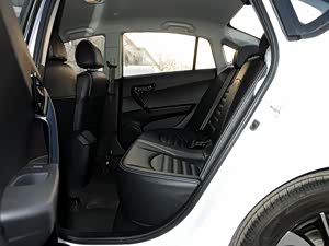 V5菱致2014款 1.5T 手动锐控型