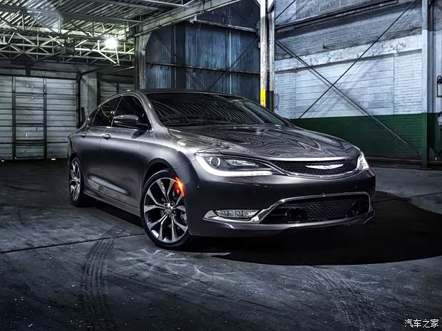 克莱斯勒克莱斯勒(进口)克莱斯勒2002015款 基本型 克莱斯勒克莱斯勒(进口)克莱斯勒2002015款 基本型