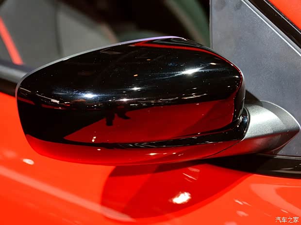 道奇道奇(進(jìn)口)Dart2014款 Blacktop