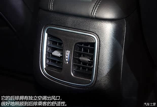 克莱斯勒克莱斯勒(进口)克莱斯勒2002015款 C 基本型 克莱斯勒克莱斯勒(进口)克莱斯勒2002015款 C 基本型