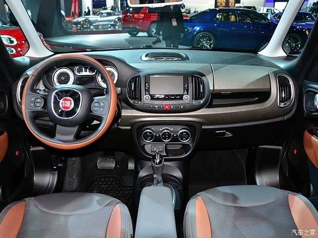 菲亚特(进口) 菲亚特500L 2014款 500L 基本型 菲亚特(进口) 菲亚特500L 2014款 500L 基本型