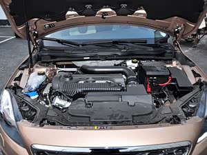 �ֶ���V40 2014�� Cross Country 2.0T T5 AWD �����