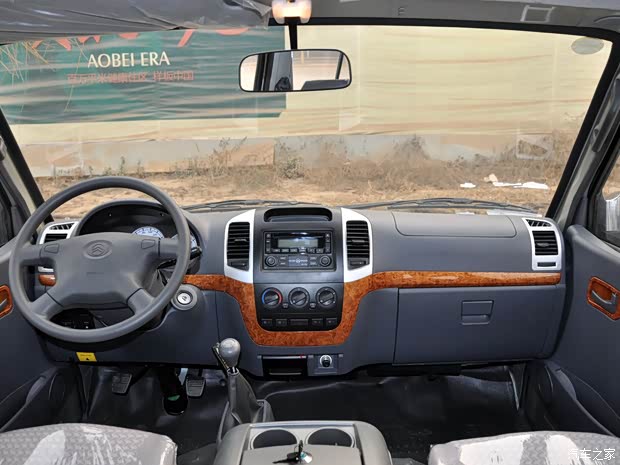 廈門金旅 金旅海獅 2010款 2.0L標準軸高級版V19