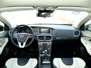 �ֶ���V40 2014�� Cross Country 2.0T T5 AWD �����