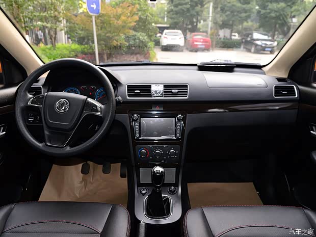 東風(fēng)小康 風(fēng)光 2015款 1.5L 360豪華型4A91S 東風(fēng)小康 風(fēng)光 2015款 1.5L 360豪華型4A91S