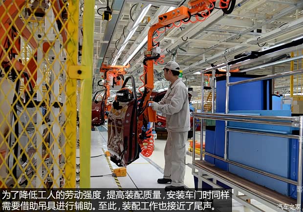 东风日产 奇骏 2014款 2.5L CVT至尊版 4WD 东风日产 奇骏 2014款 2.5L CVT至尊版 4WD