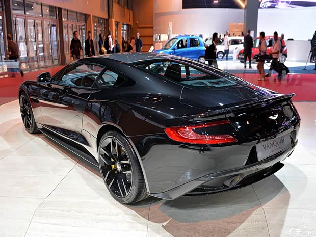 阿斯顿·马丁 Vanquish 2015款 6.0L Coupe 碳纤维特别版