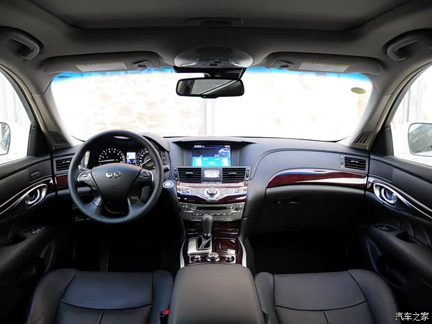 英菲尼迪(进口) 英菲尼迪Q70 2013款 Q70L 3.5L 豪华版 HYBRID 英菲尼迪(进口) 英菲尼迪Q70 2013款 Q70L 3.5L 豪华版 HYBRID