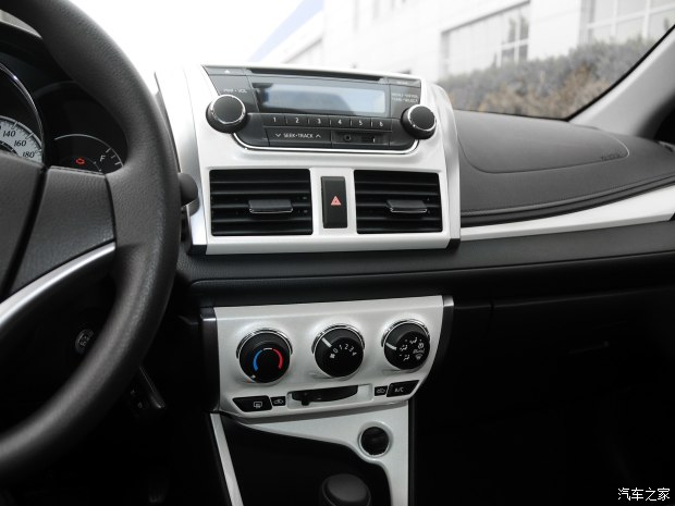 一汽丰田 威驰 2015款 1.5L 自动智享星光版
