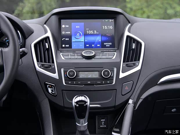 東風(fēng)乘用車 風(fēng)神AX7 2015款 2.0L 手動(dòng)智逸型 東風(fēng)乘用車 風(fēng)神AX7 2015款 2.0L 手動(dòng)智逸型