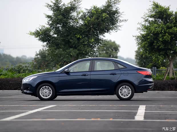 长安福特 福睿斯 2015款 1.5L 自动舒适型 长安福特 福睿斯 2015款 1.5L 自动舒适型