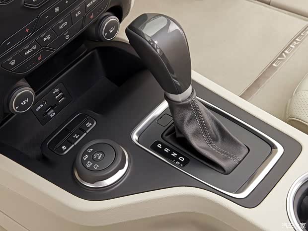 江鈴汽車 撼路者 2015款 基本型