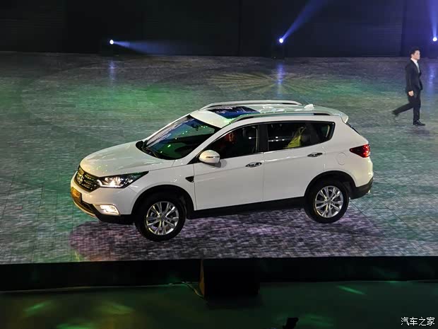 東風(fēng)乘用車 風(fēng)神AX7 2015款 2.3L 自動(dòng)智尊型 東風(fēng)乘用車 風(fēng)神AX7 2015款 2.3L 自動(dòng)智尊型