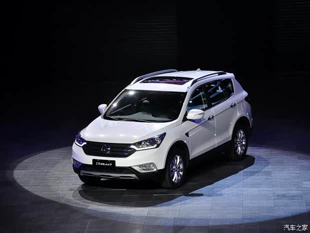 東風(fēng)乘用車 風(fēng)神AX7 2015款 2.3L 自動(dòng)智尊型 東風(fēng)乘用車 風(fēng)神AX7 2015款 2.3L 自動(dòng)智尊型