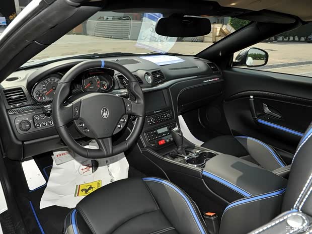 瑪莎拉蒂 GranCabrio 2015款 MC 百年紀念版