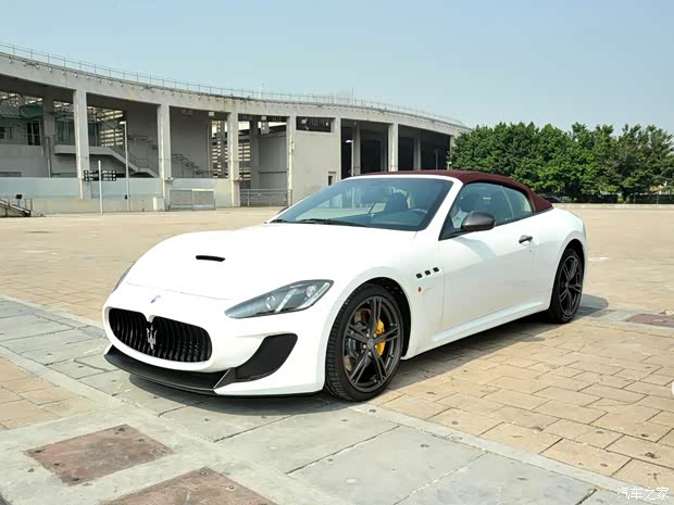 瑪莎拉蒂 GranCabrio 2015款 MC 百年紀念版