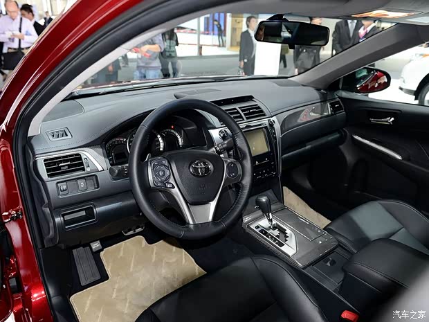 广汽丰田 凯美瑞 2015款 骏瑞 2.5S 凌动导航版 广汽丰田 凯美瑞 2015款 骏瑞 2.5S 凌动导航版