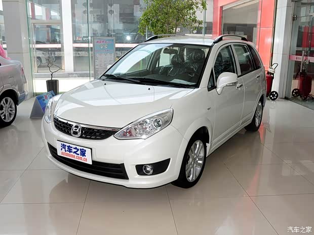 昌河鈴木 利亞納A6 2014款 兩廂 1.4L 手動(dòng)夢(mèng)想型